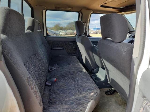 Nissan Frontier Crew Cab Xe Image 4