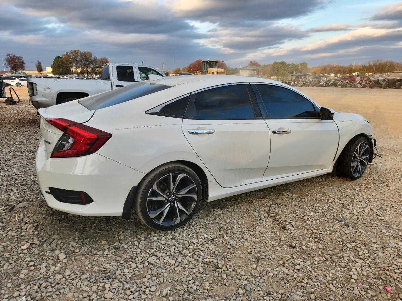 Honda Civic Touring Image 9