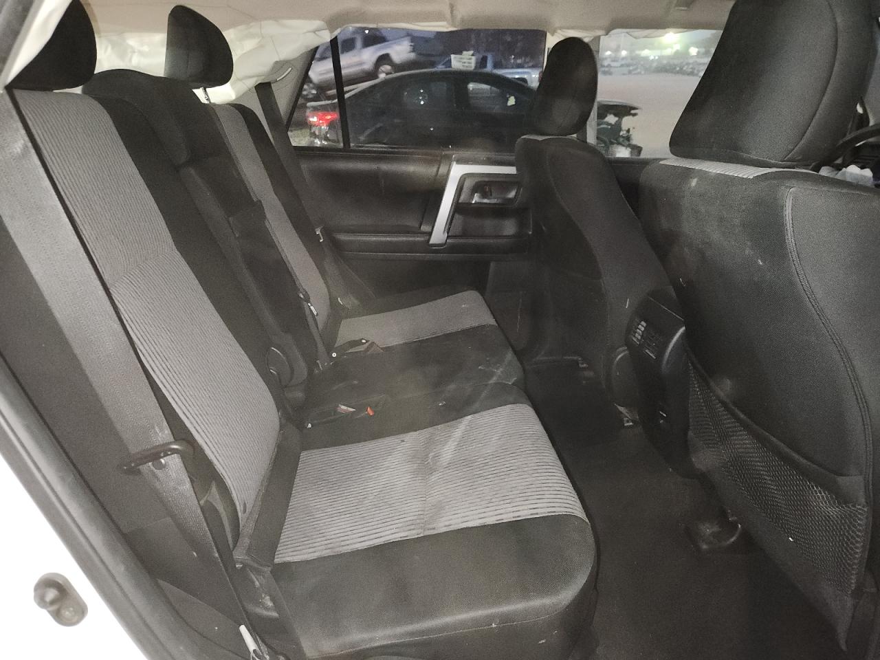 Toyota 4Runner Sr5 Image 11