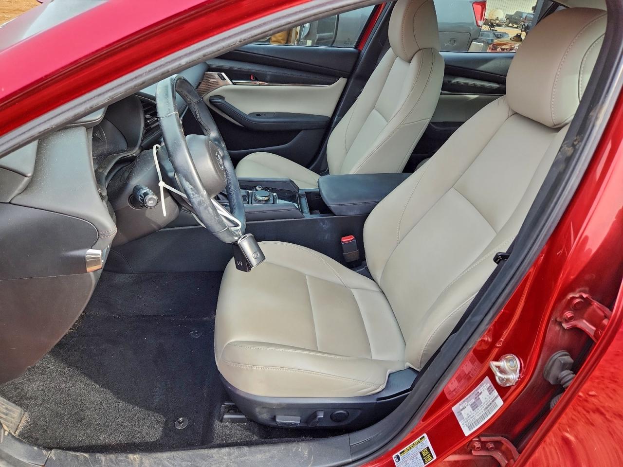 Mazda 3 Preferred Image 11