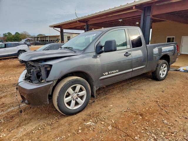  Salvage Nissan Titan