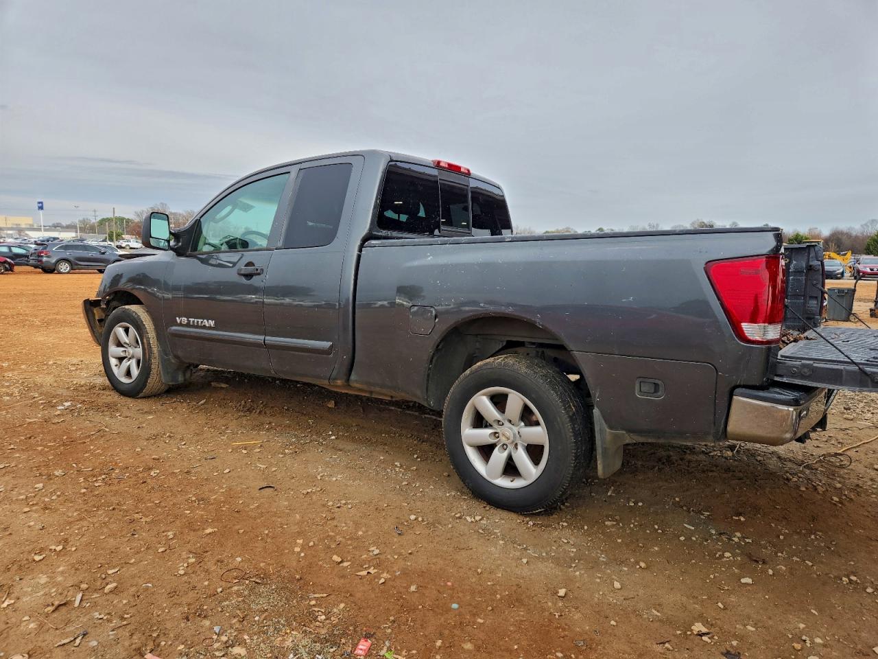 Nissan Titan Xe Image 5