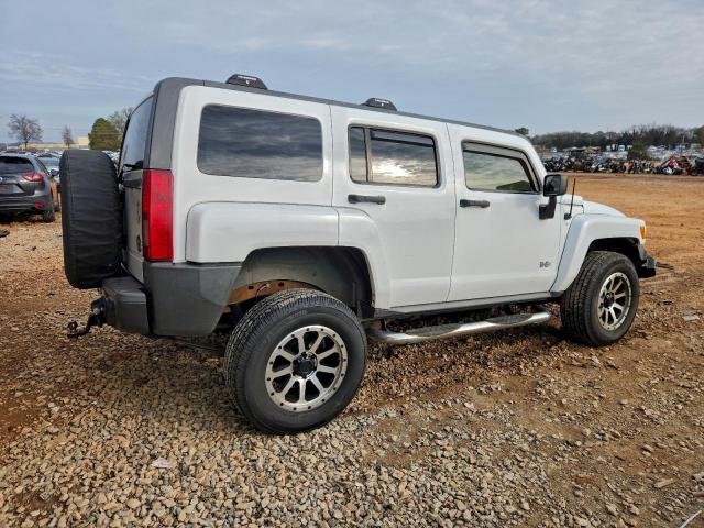 HUMMER H3 Image 2