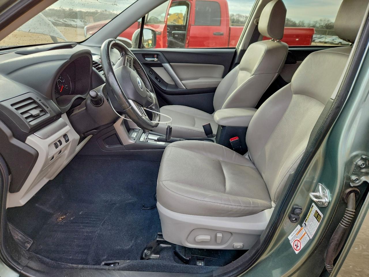 Subaru Forester 2.5i Touring Image 4