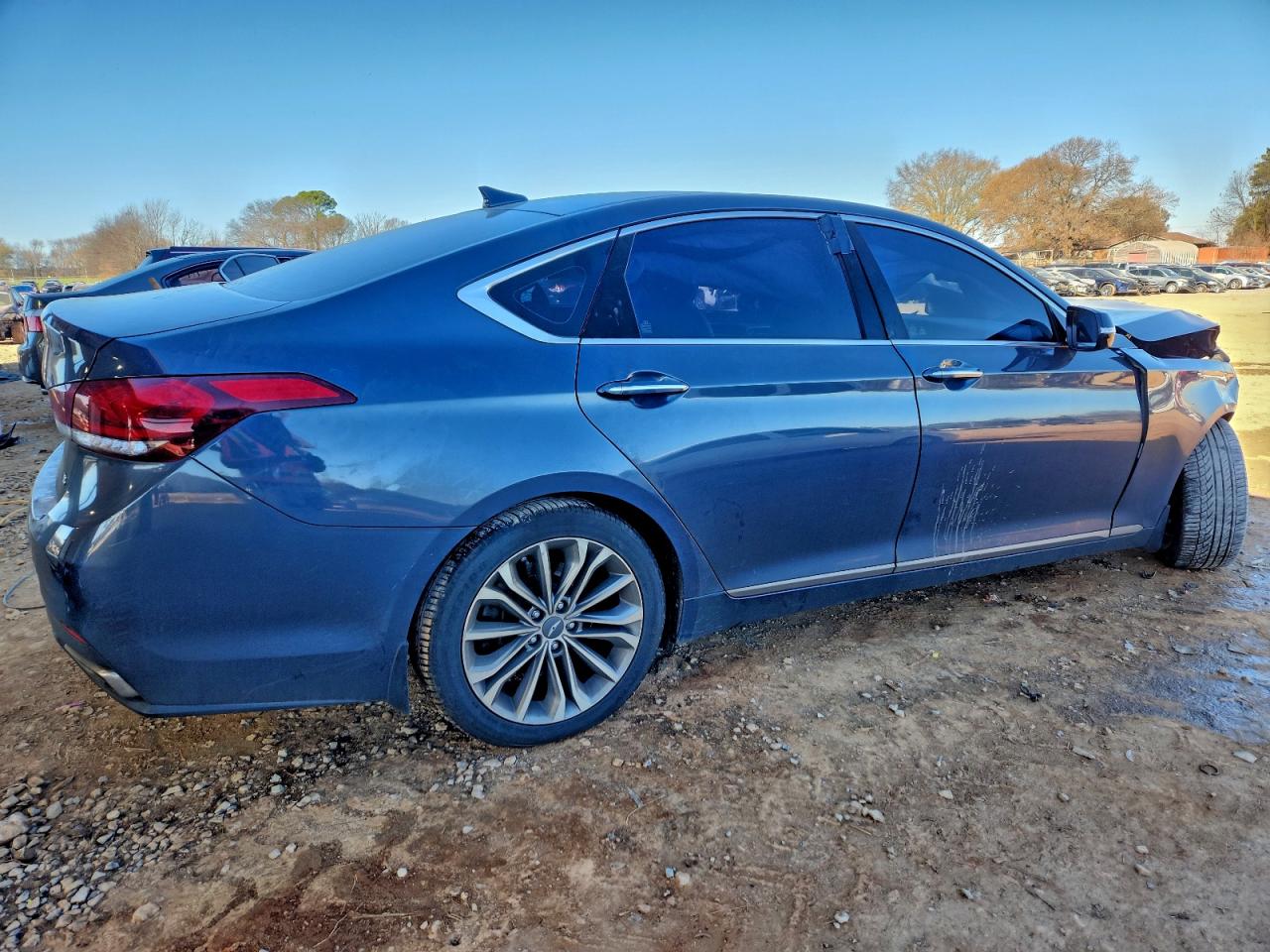 Hyundai Genesis 3.8l Image 8