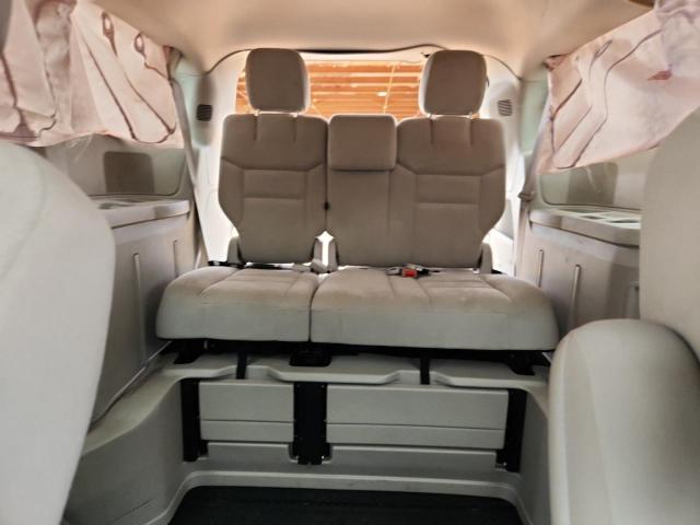 Dodge Caravan Sxt Image 6