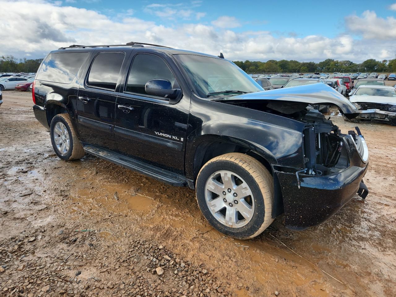 GMC Yukon C1500 Image 13