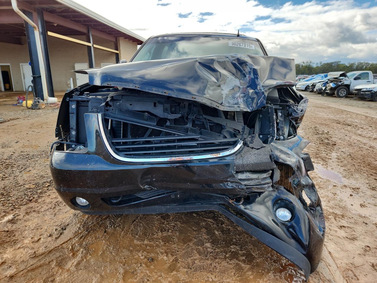 GMC Yukon C1500 Image 5