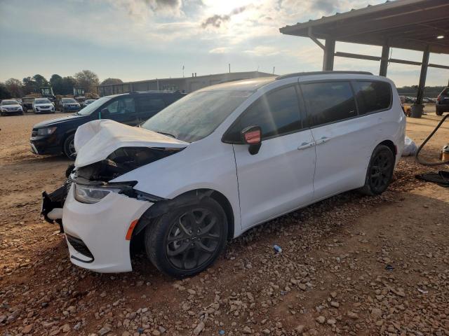  Salvage Chrysler Pacifica