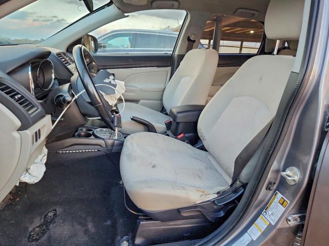 Mitsubishi Outlander Es Image 6