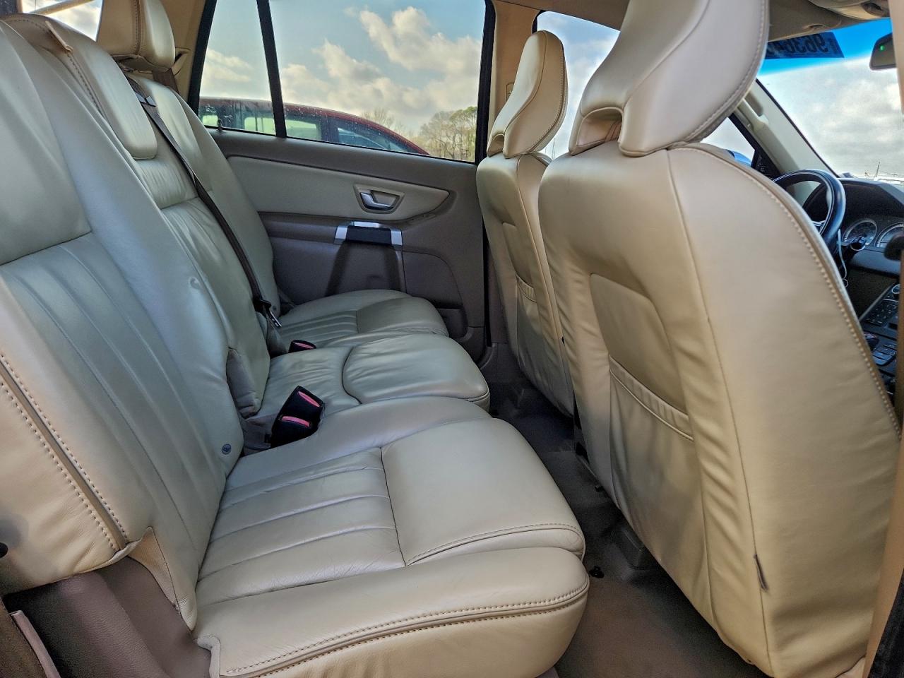 Volvo XC90 3.2 Image 10