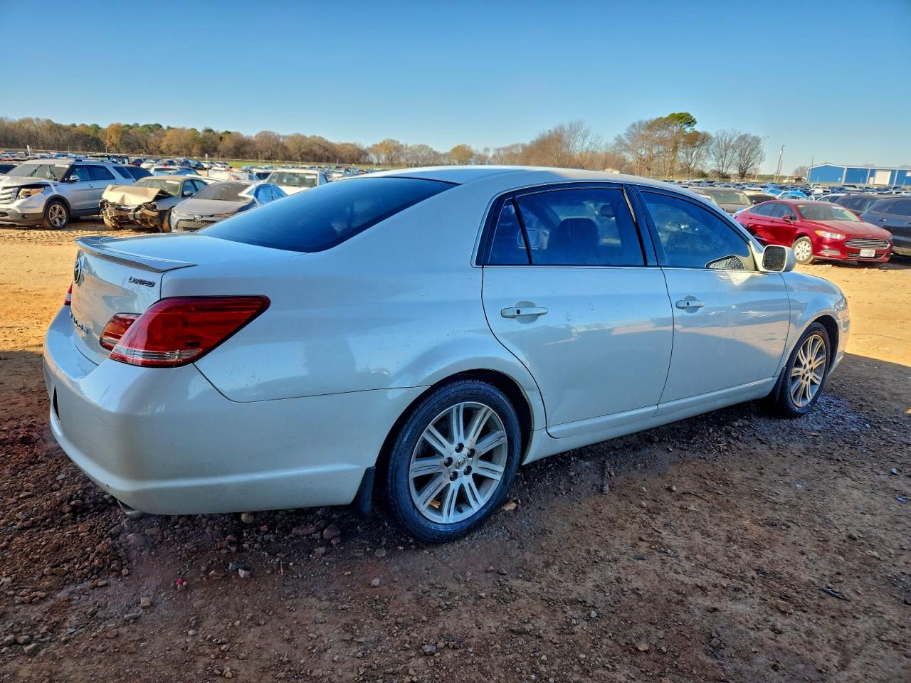 Toyota Avalon Xl Image 6