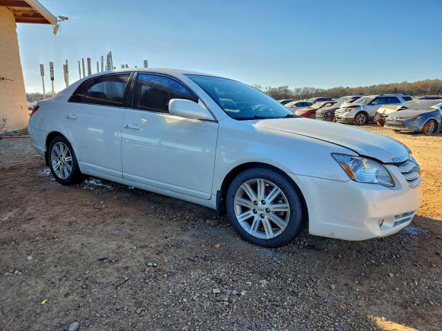 Toyota Avalon Xl Image 5