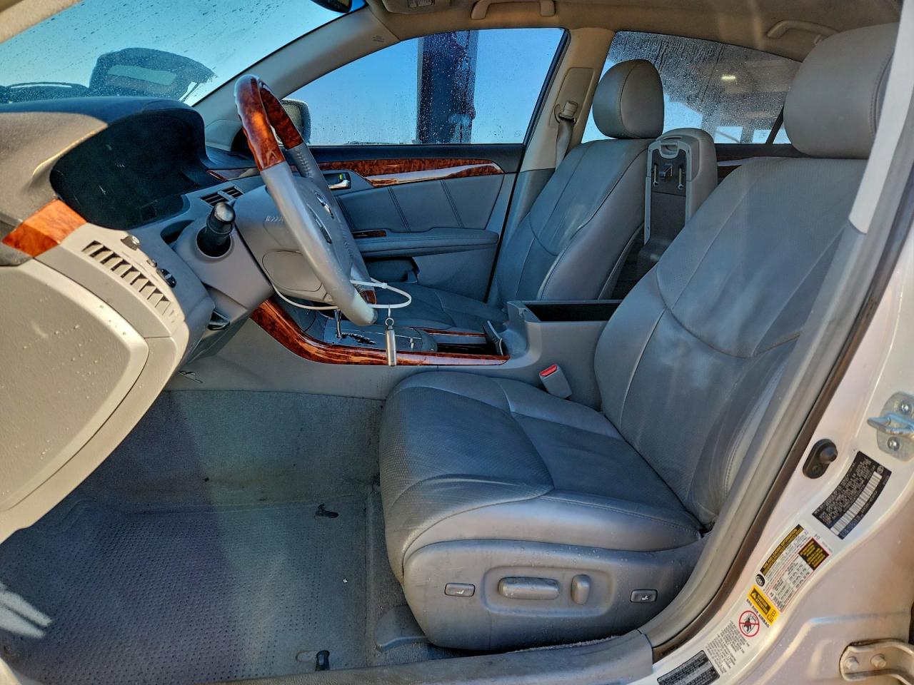 Toyota Avalon Xl Image 4