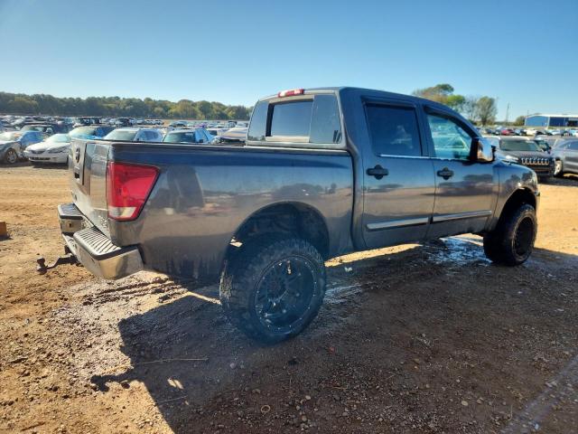 Nissan Titan Xe Image 5