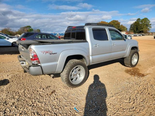 Toyota Tacoma Double Cab Prerunner Image 10