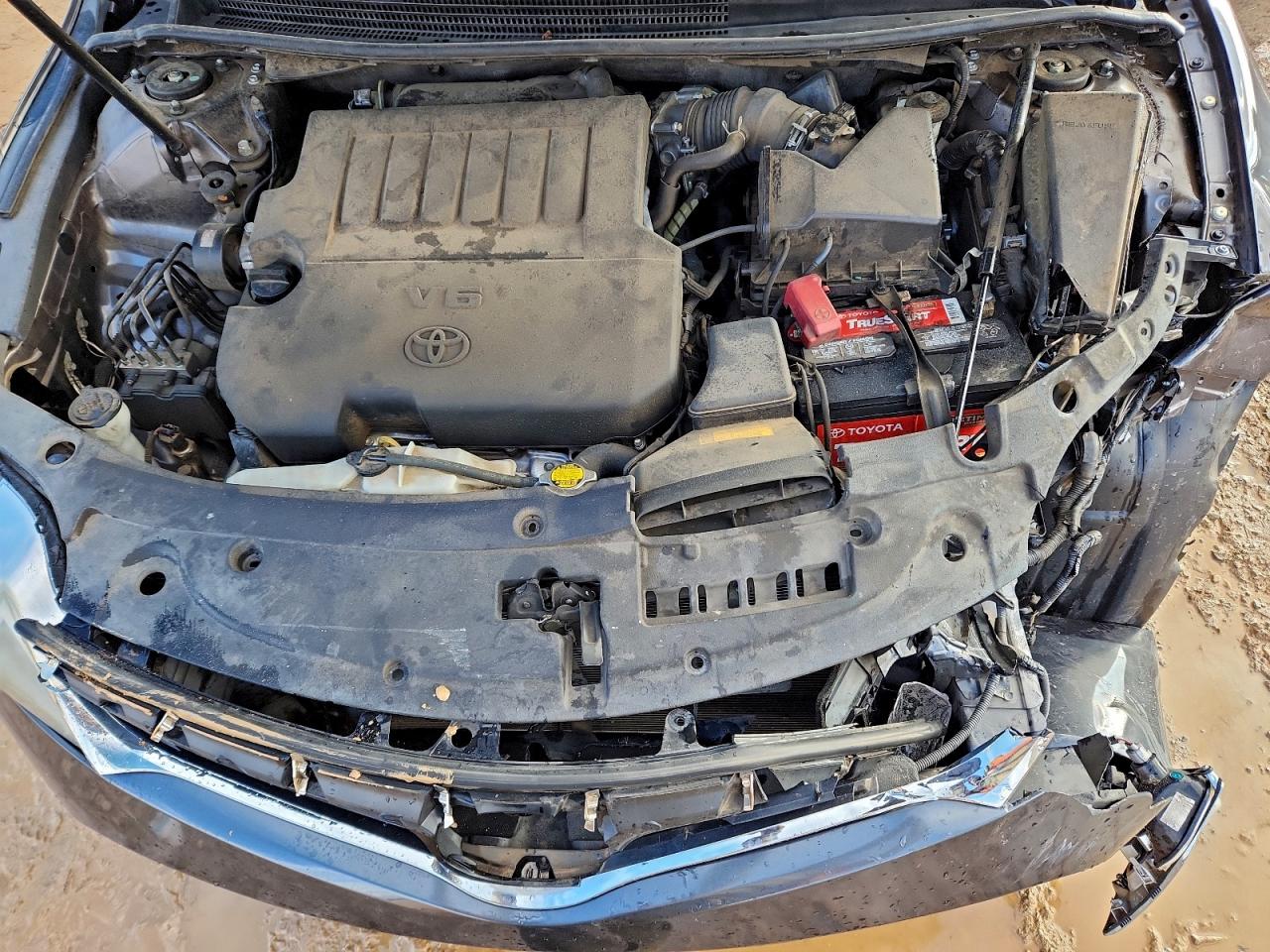 Toyota Avalon Base Image 11