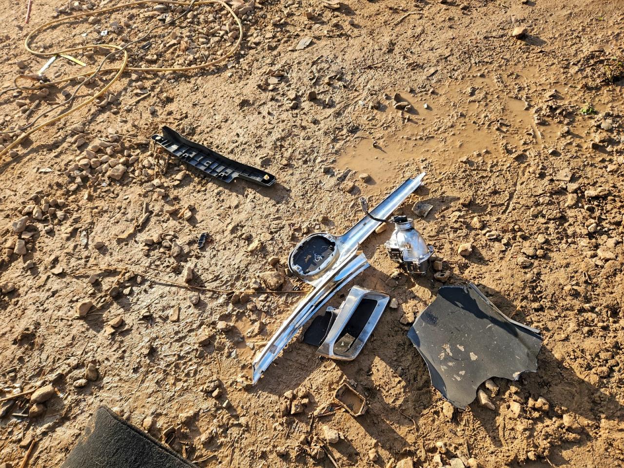 Toyota Avalon Base Image 6