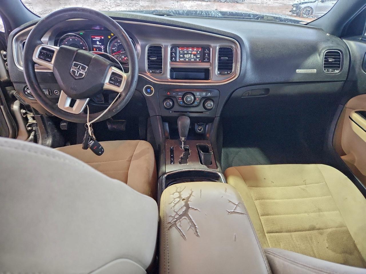 Dodge Charger Se Image 7