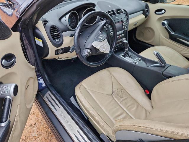 Mercedes-Benz Slk-class 350 Image 8