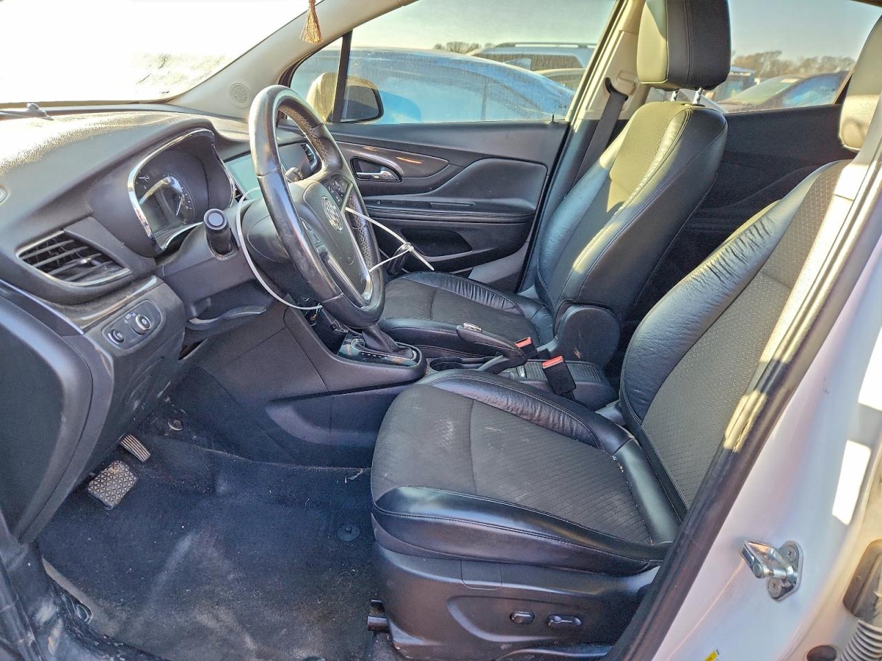 Buick Encore Preferred Image 9