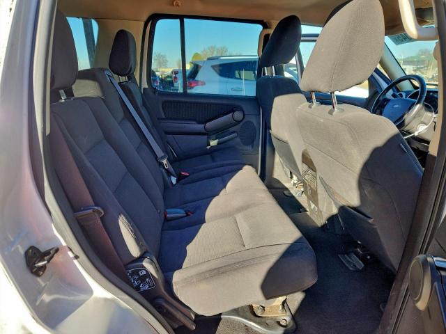 Ford Explorer Xlt Image 2