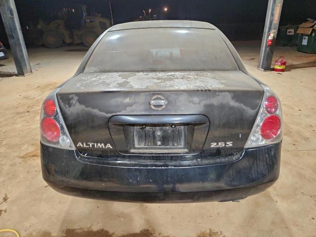 Nissan Altima S Image 8