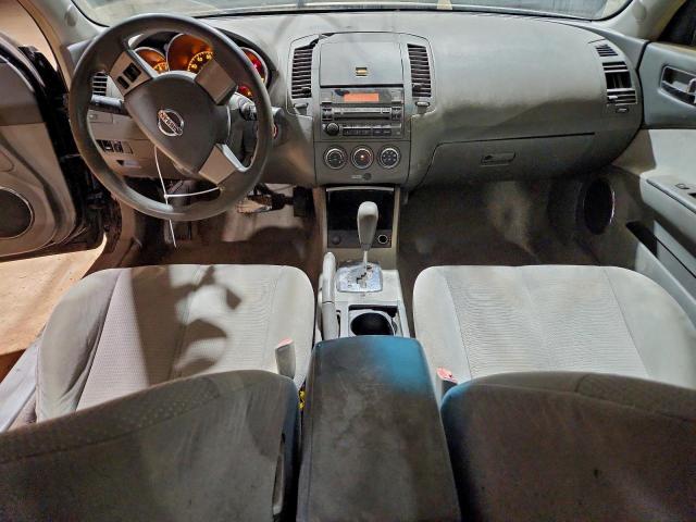 Nissan Altima S Image 2