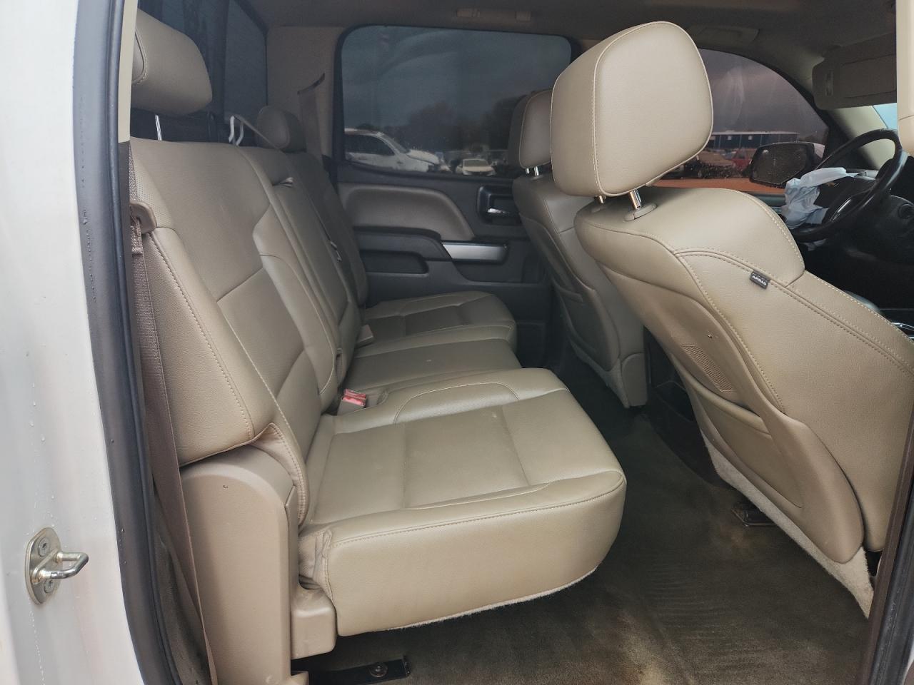 Chevrolet Silverado K1500 Ltz Image 6