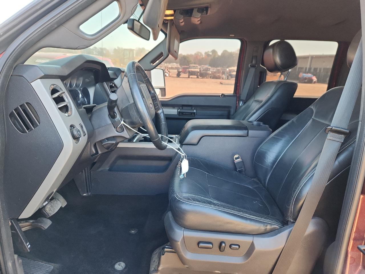 Ford F-350 Super Duty Image 12