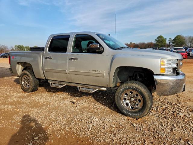 Chevrolet Silverado K1500 Lt Image 9