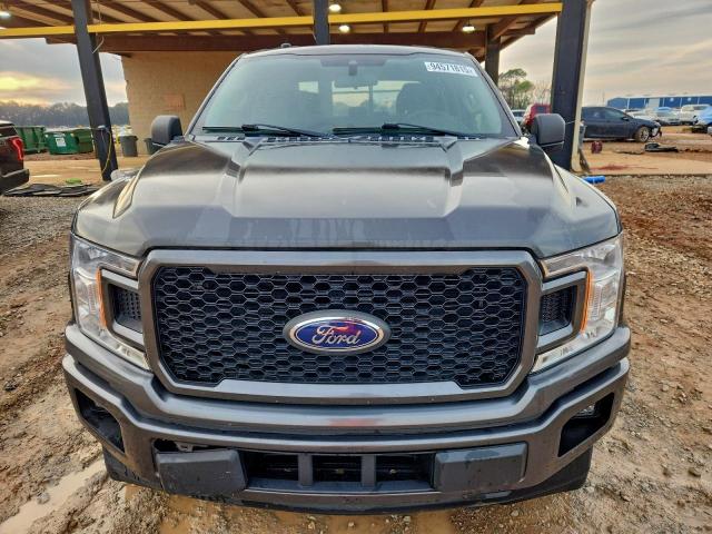 Ford F-150 Supercrew Image 3