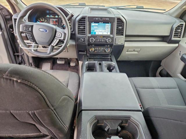 Ford F-150 Supercrew Image 12