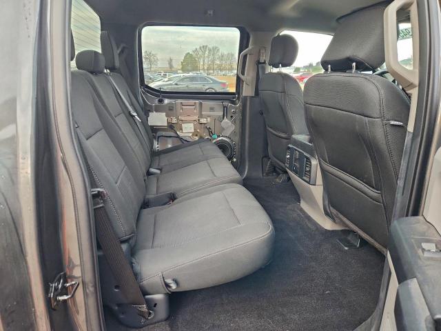 Ford F-150 Supercrew Image 10