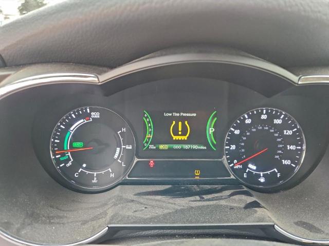 Kia Optima Hybrid Image 10