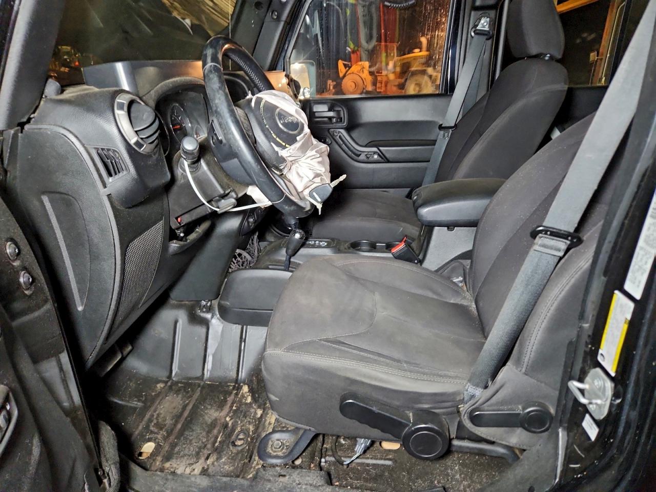 Jeep Wrangler Sport Image 6