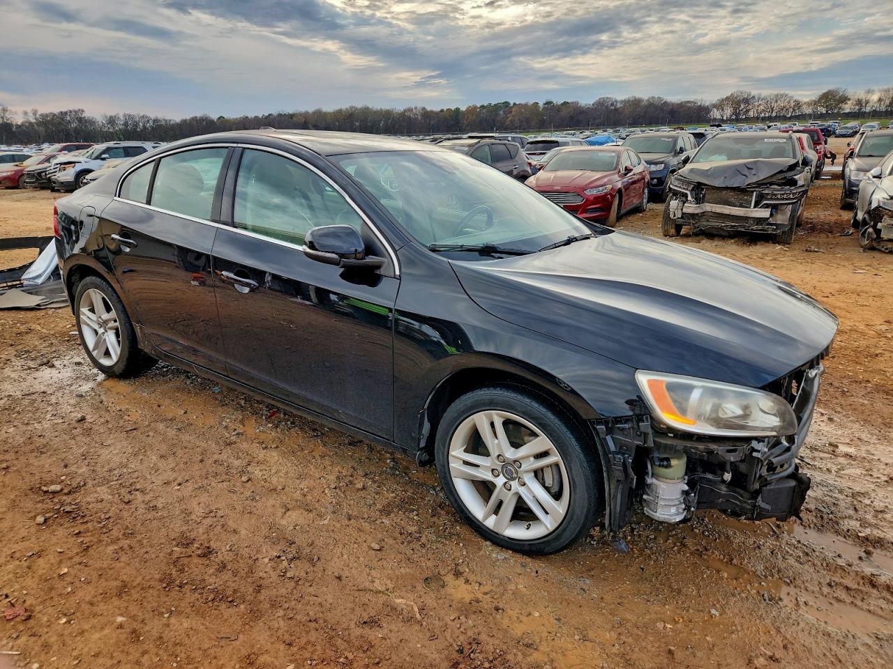 Volvo S60 T5 Image 4