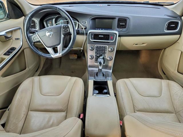 Volvo S60 T5 Image 3