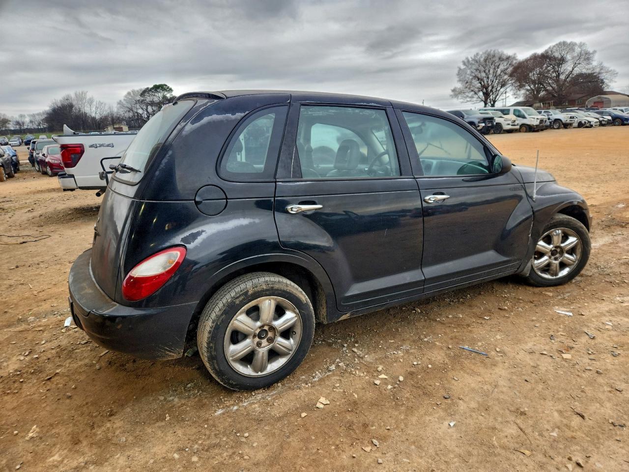 Chrysler PT Cruiser Image 10