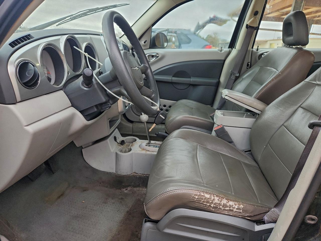 Chrysler PT Cruiser Image 7