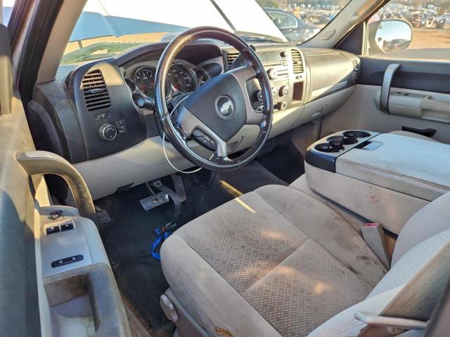 Chevrolet Silverado K1500 Image 6