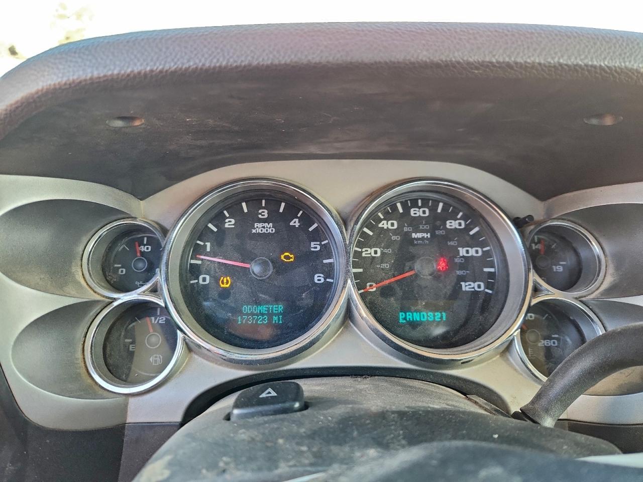 Chevrolet Silverado K1500 Image 10