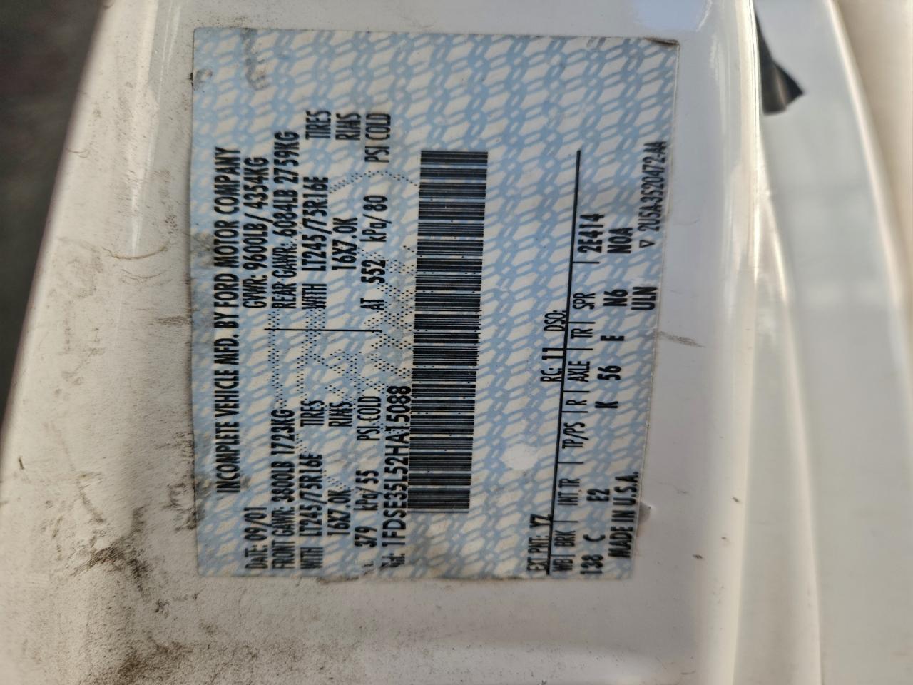 Ford Econoline E350 Super Duty Cutaway Van Image 9