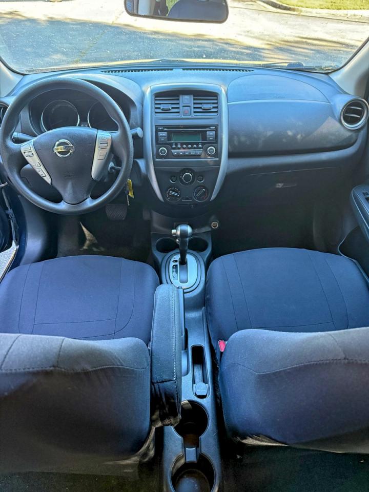 Nissan Versa S Image 8