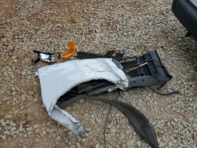 Ford Econoline E150 Van Image 10