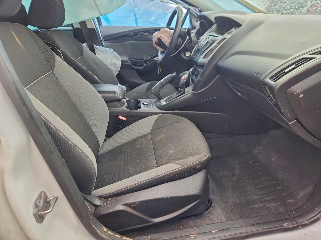 Ford Focus Se Image 12