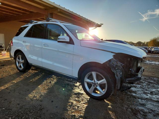 Mercedes-Benz GLE 350 Image 12