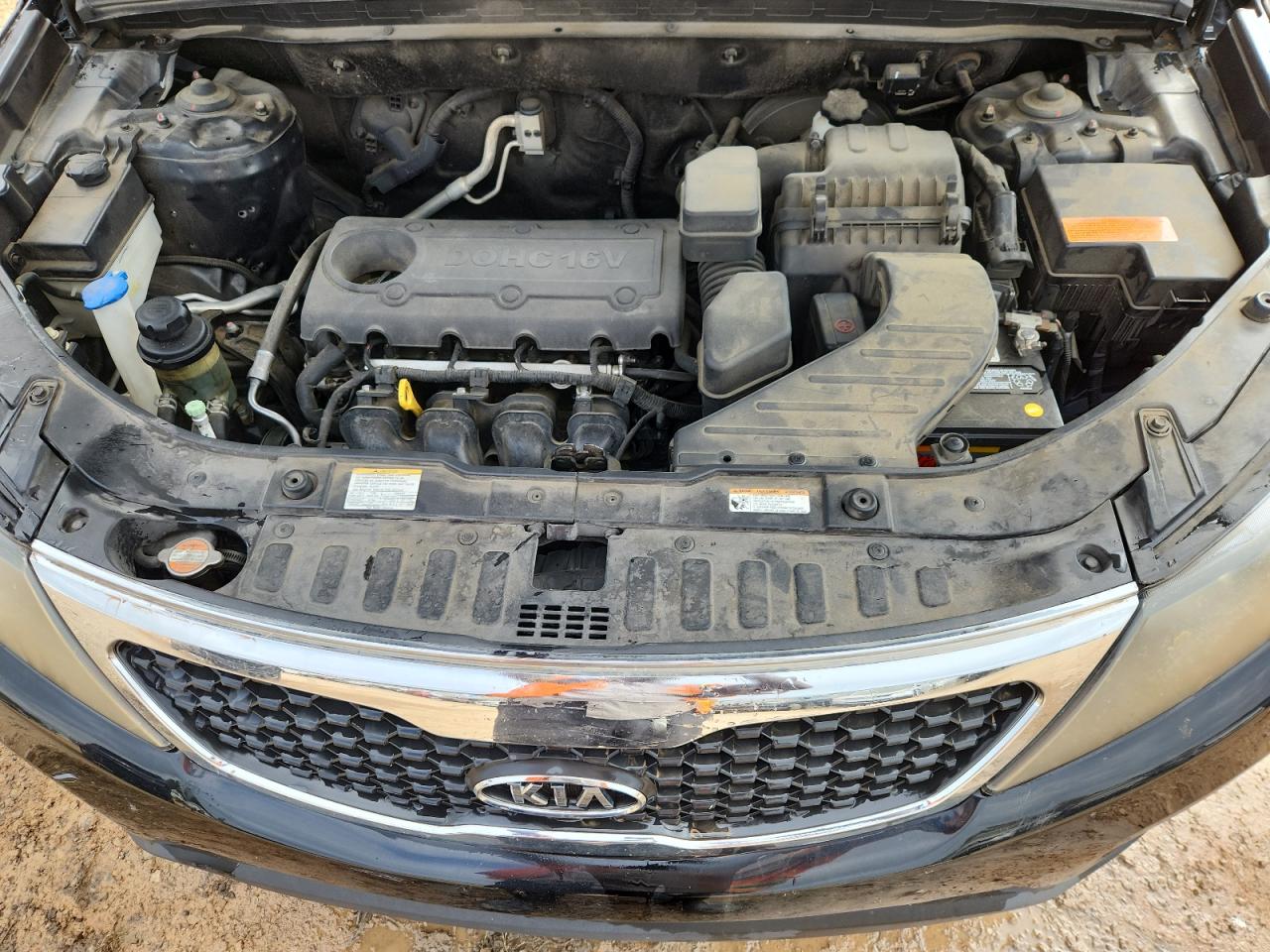 Kia Sorento Base Image 9