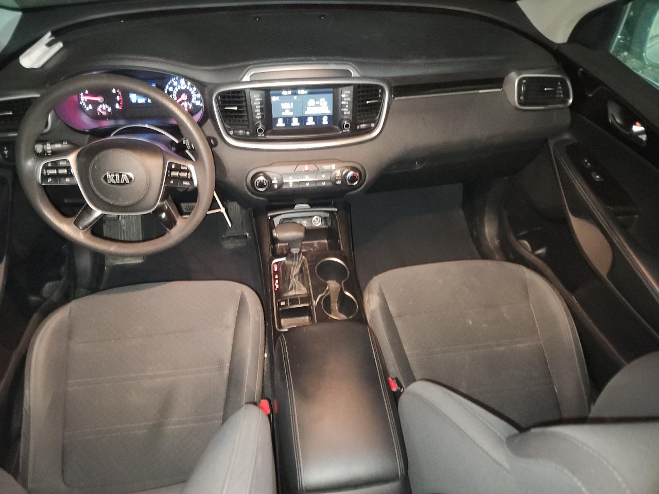 Kia Sorento L Image 8