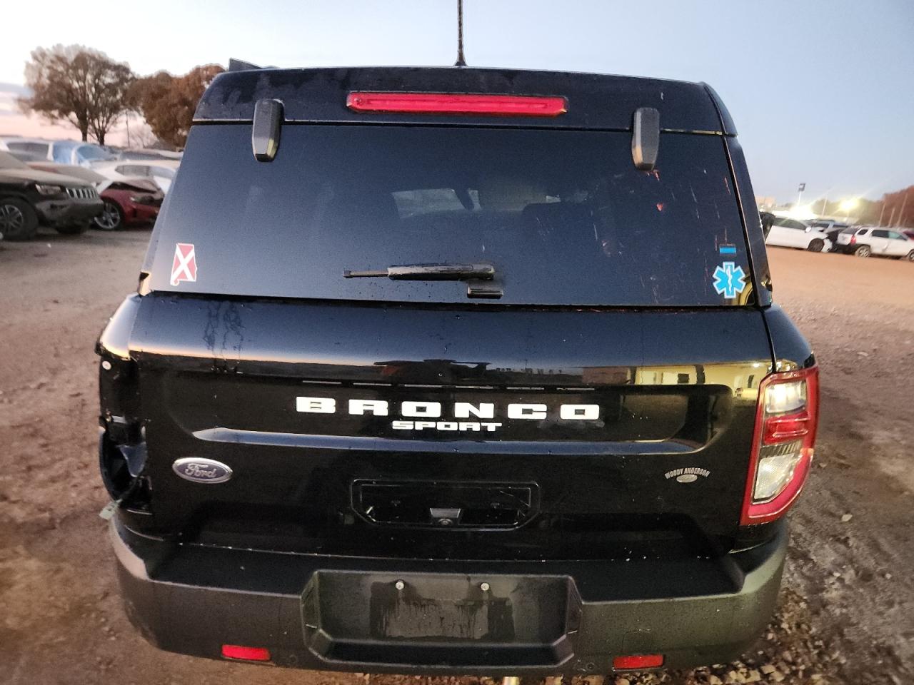 Ford Bronco Outer Banks Image 6